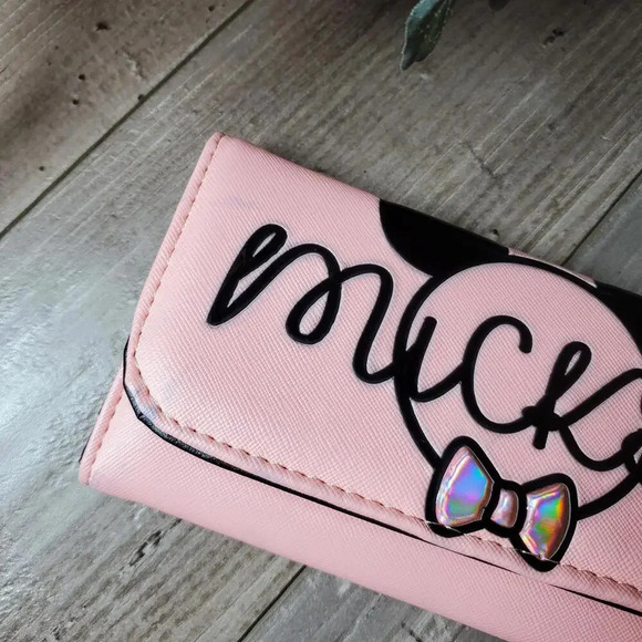 Mickey Mouse Pink Fashion Wallet - Picture 4 of 14